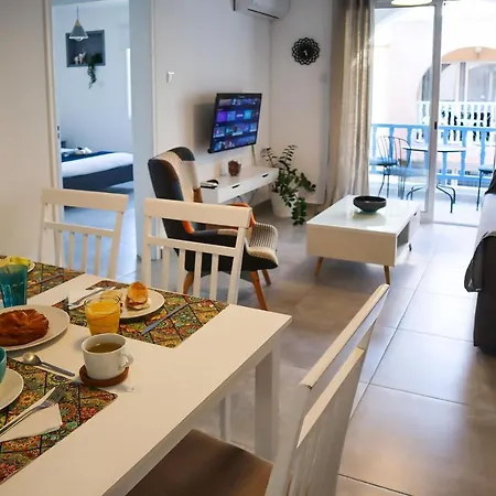 Apartment Alex's Vacation - 100m From The - 6 Guests *